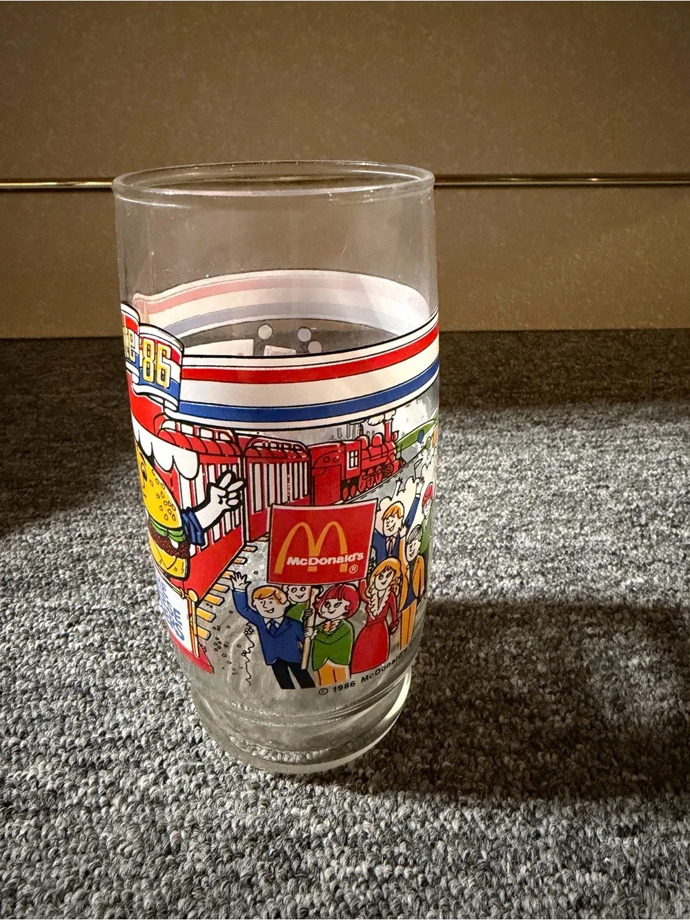 Vintage McVote '86 Promotional Burger Glass - Red white and blue